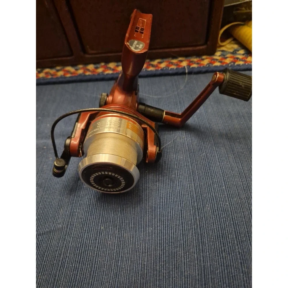 Quantum XR3 Long Stroke Spinning Reel Red/Silver/Black Rear Drag